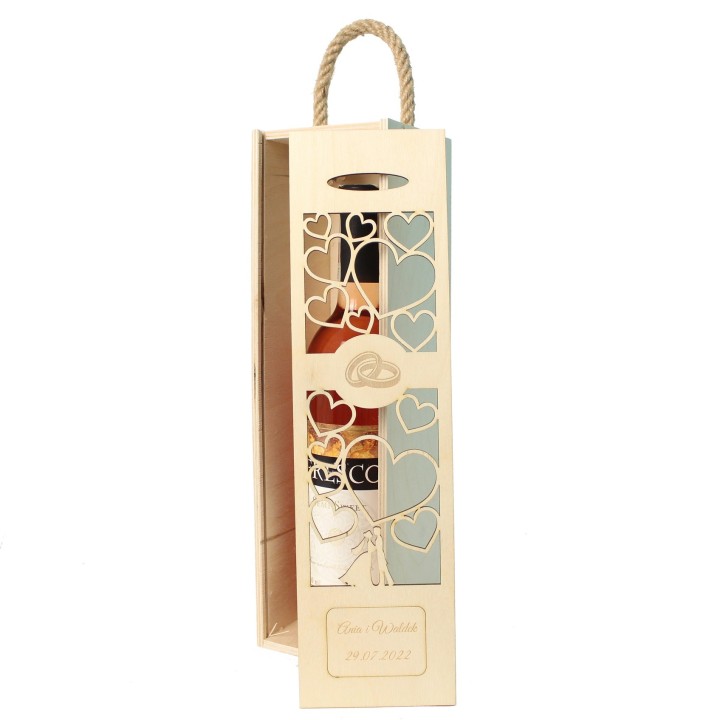 Skrzynka na wino z personalizacją – wyjątkowy prezent na ślub lub rocznicę